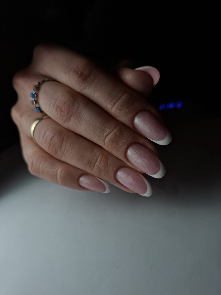 paznokcie Białystok paznokcie żelowe manicure hybrydowy zdobienie paznokci nail art  french manicure